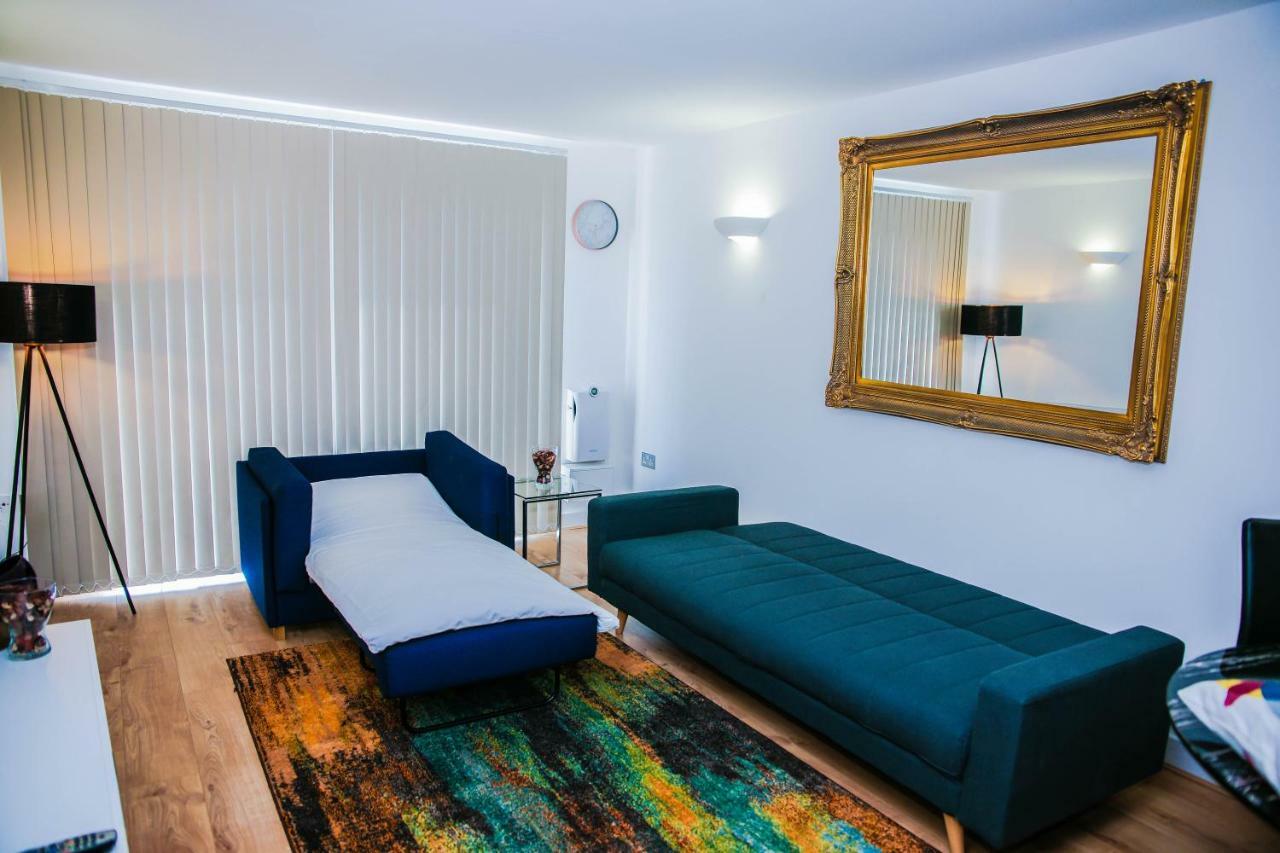 Riverside 2 Bed Apartment London Exterior photo