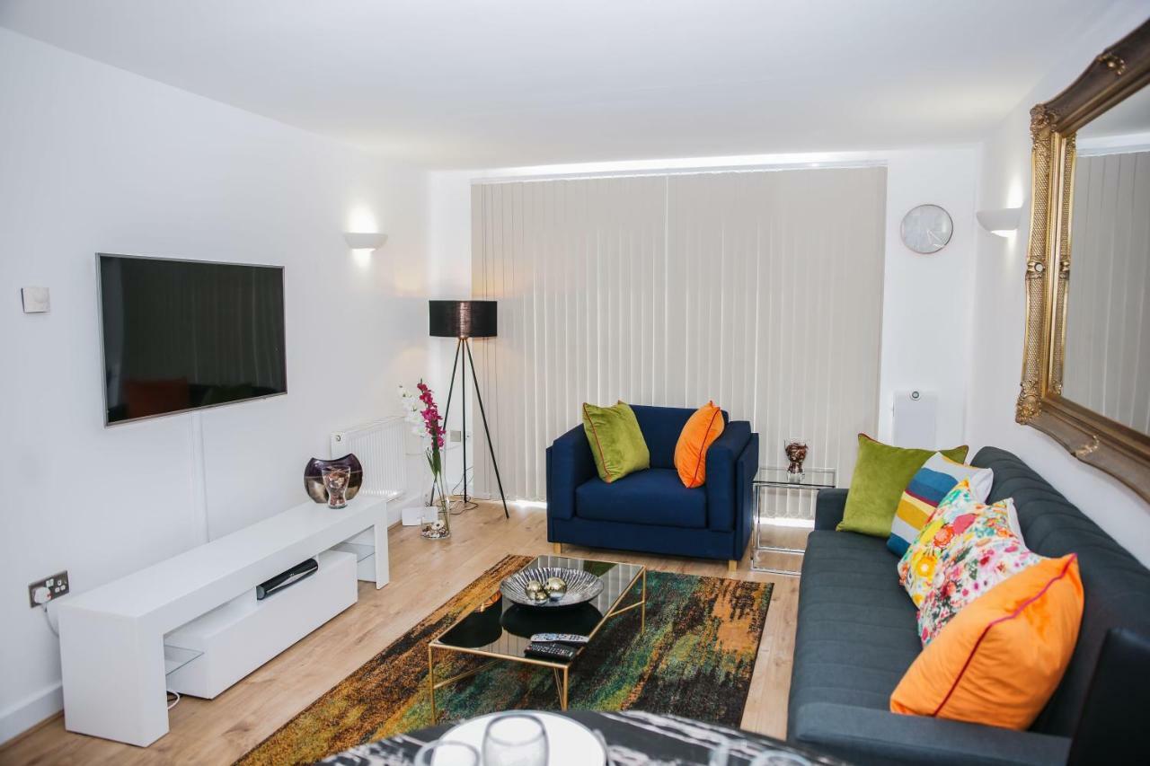 Riverside 2 Bed Apartment London Exterior photo